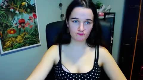 Snapshot of katedesire chatting on December 15, 2024, 5:31 pm Kate online show from December 15, 2024, 5:31 pm