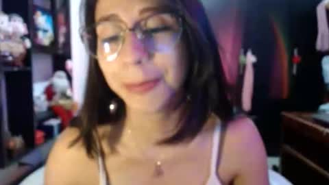 Kateeen18 online show from February 5, 2026, 12:59 am