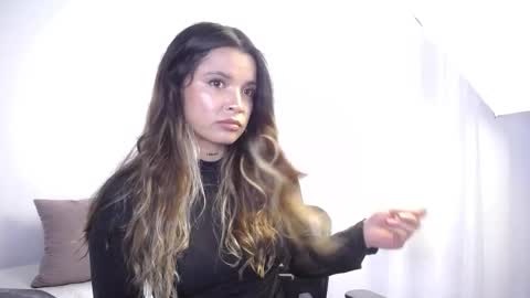 Help me with rate thanks  online show from November 20, 2025, 3:45 pm