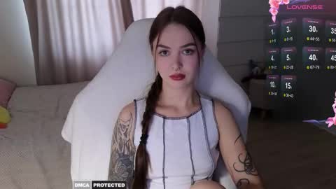 Snapshot of kateleoo chatting on October 3, 2025, 11:29 am Im Kate online show from October 3, 2025, 11:29 am