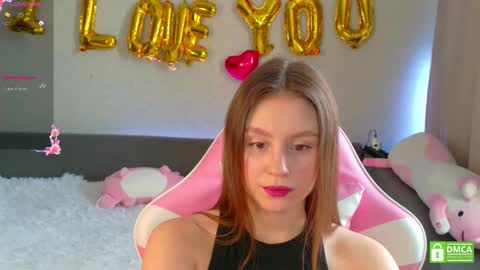 Snapshot of katenickson chatting on February 24, 2026, 5:16 am katenickson online show from February 24, 2026, 5:16 am