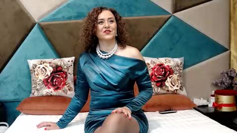 Snapshot of katequeenx chatting on October 20, 2025, 10:32 pm KateQueenston -- online show from October 20, 2025, 10:32 pm