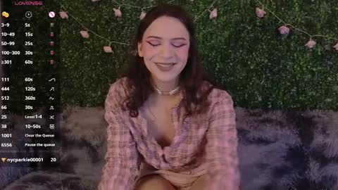 Katerina online show from April 15, 2026, 5:42 pm