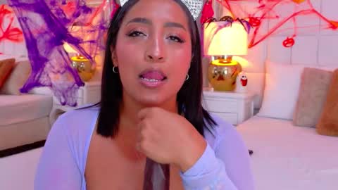 Kate Venegas online show from October 30, 2025, 8:42 pm