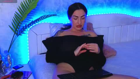 KateyRiva online show from October 1, 2025, 6:36 pm