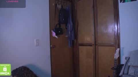 Katerine online show from November 7, 2025, 1:49 am