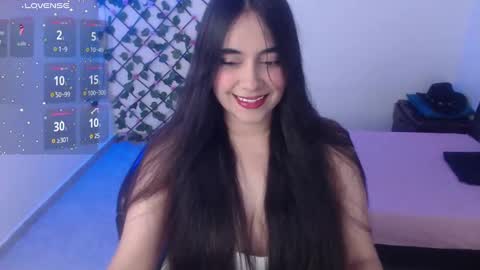 Snapshot of kathe_cam chatting on October 21, 2025, 1:23 pm Kathe  online show from October 21, 2025, 1:23 pm