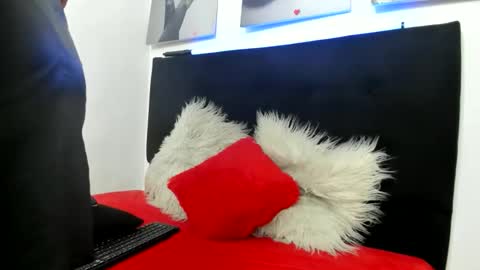 katherine_blair online show from February 20, 2026, 12:05 pm