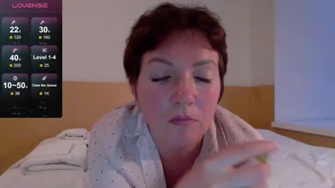 Snapshot of katherine_foxy chatting on September 20, 2025, 3:46 pm Ur Foxy online show from September 20, 2025, 3:46 pm