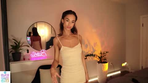 katherinepinke online show from February 15, 2026, 7:32 pm