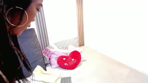 Katheryn online show from March 10, 2026, 3:33 am