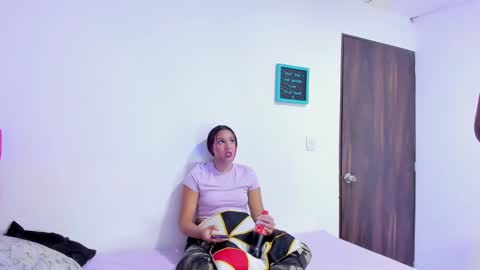katalina y Daniel online show from December 4, 2024, 12:41 am
