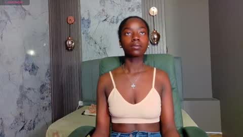 Katia online show from November 13, 2025, 11:42 am