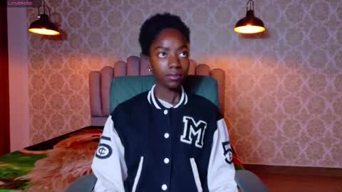 Katia online show from November 18, 2025, 11:58 am