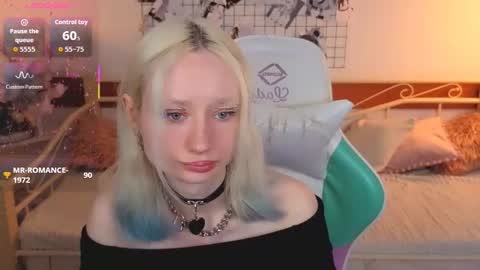 Katia  online show from March 9, 2026, 6:28 am