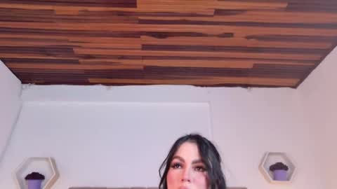 Snapshot of katia_moree chatting on April 23, 2026, 10:56 pm Kate online show from April 23, 2026, 10:56 pm