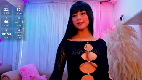 KATIA  online show from November 2, 2025, 8:33 pm