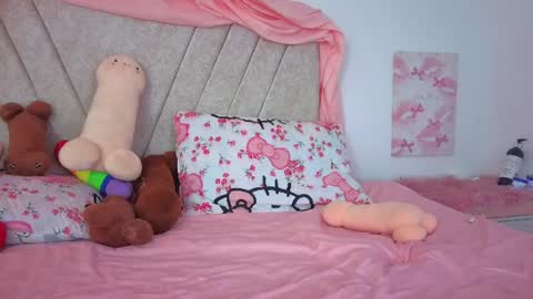 Katia online show from July 22, 2026, 3:04 pm
