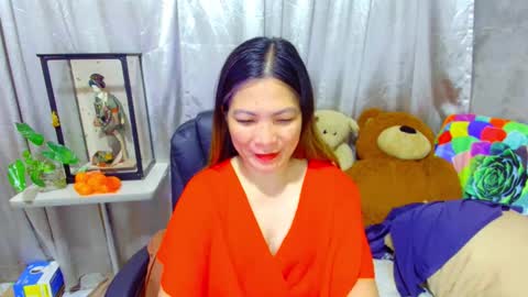 Snapshot of katie_8441 chatting on September 19, 2025, 9:54 am Kate online show from September 19, 2025, 9:54 am