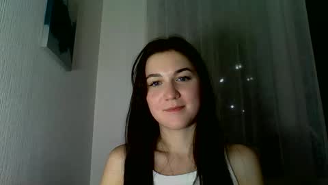 katie_foxi online show from October 12, 2025, 5:01 pm
