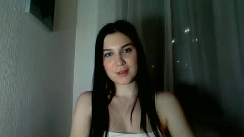 katie_foxi online show from April 10, 2026, 8:35 pm