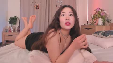 Kate online show from November 30, 2025, 3:16 pm