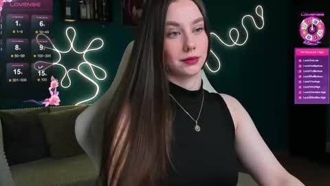 Katie online show from October 23, 2025, 2:44 am