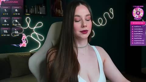 Snapshot of katie_taylorr chatting on November 18, 2025, 10:36 pm Katie online show from November 18, 2025, 10:36 pm