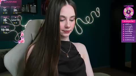 Snapshot of katie_taylorr chatting on November 24, 2025, 12:10 am Katie online show from November 24, 2025, 12:10 am