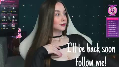 Snapshot of katie_taylorr chatting on January 11, 2026, 12:37 am Katie online show from January 11, 2026, 12:37 am