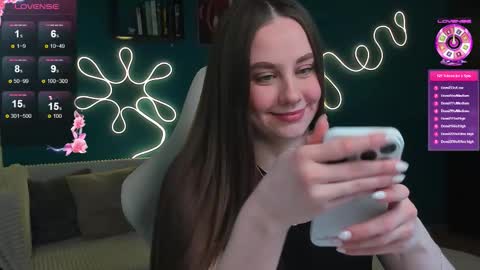 Snapshot of katie_taylorr chatting on February 6, 2026, 11:30 pm Katie online show from February 6, 2026, 11:30 pm