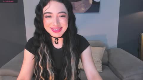 katieangel1 online show from October 10, 2025, 11:42 am