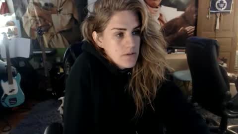 Snapshot of katiecutie_5 chatting on November 5, 2025, 6:24 am Katie online show from November 5, 2025, 6:24 am