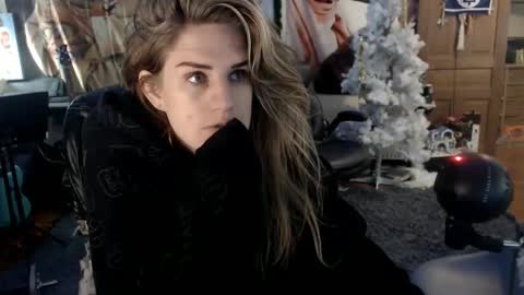 Katie online show from December 4, 2025, 4:44 am