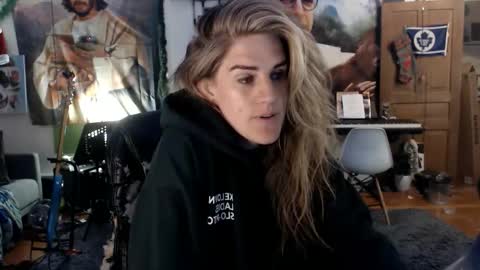 Katie online show from June 11, 2026, 5:16 am