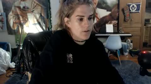 Katie online show from June 25, 2026, 3:28 am