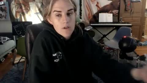 Katie online show from July 29, 2026, 4:32 am