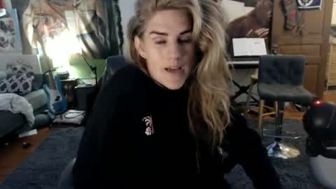 Katie online show from August 5, 2026, 4:59 am