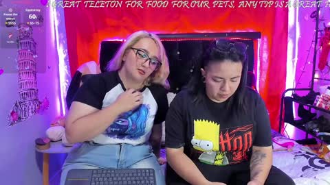 Snapshot of katieeandsharon chatting on January 18, 2025, 9:13 pm SHARON KATIEE online show from January 18, 2025, 9:13 pm
