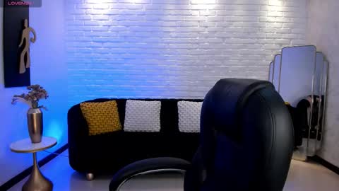 Snapshot of katiestonne chatting on October 14, 2025, 3:18 am Kate Stonne online show from October 14, 2025, 3:18 am