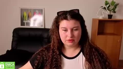 Katina online show from July 22, 2026, 5:27 pm