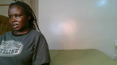 Kate online show from October 25, 2025, 12:23 pm