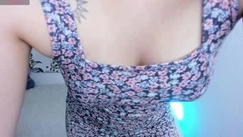 Kati  online show from April 14, 2026, 7:42 pm