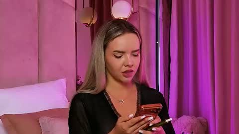 Snapshot of katjolie chatting on July 11, 2026, 7:27 pm KatJolie online show from July 11, 2026, 7:27 pm