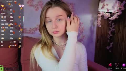 Katrina Bail online show from November 13, 2025, 1:15 am