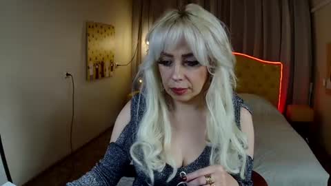 katrinacharm online show from January 18, 2026, 7:39 pm