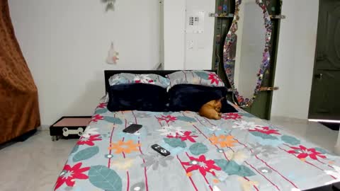 Snapshot of katrinrosex chatting on September 30, 2025, 8:58 pm Katrin online show from September 30, 2025, 8:58 pm