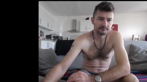 demyx online show from September 10, 2025, 6:35 am