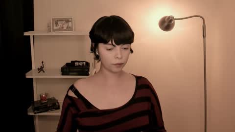 katsuro online show from October 31, 2025, 9:05 pm