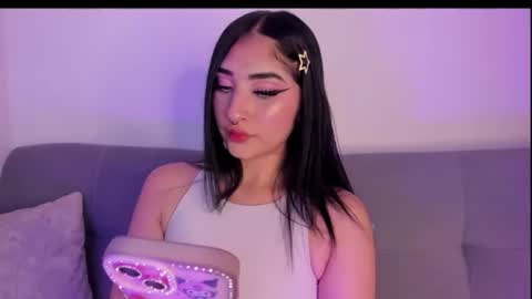 Kat  online show from June 24, 2026, 1:04 am